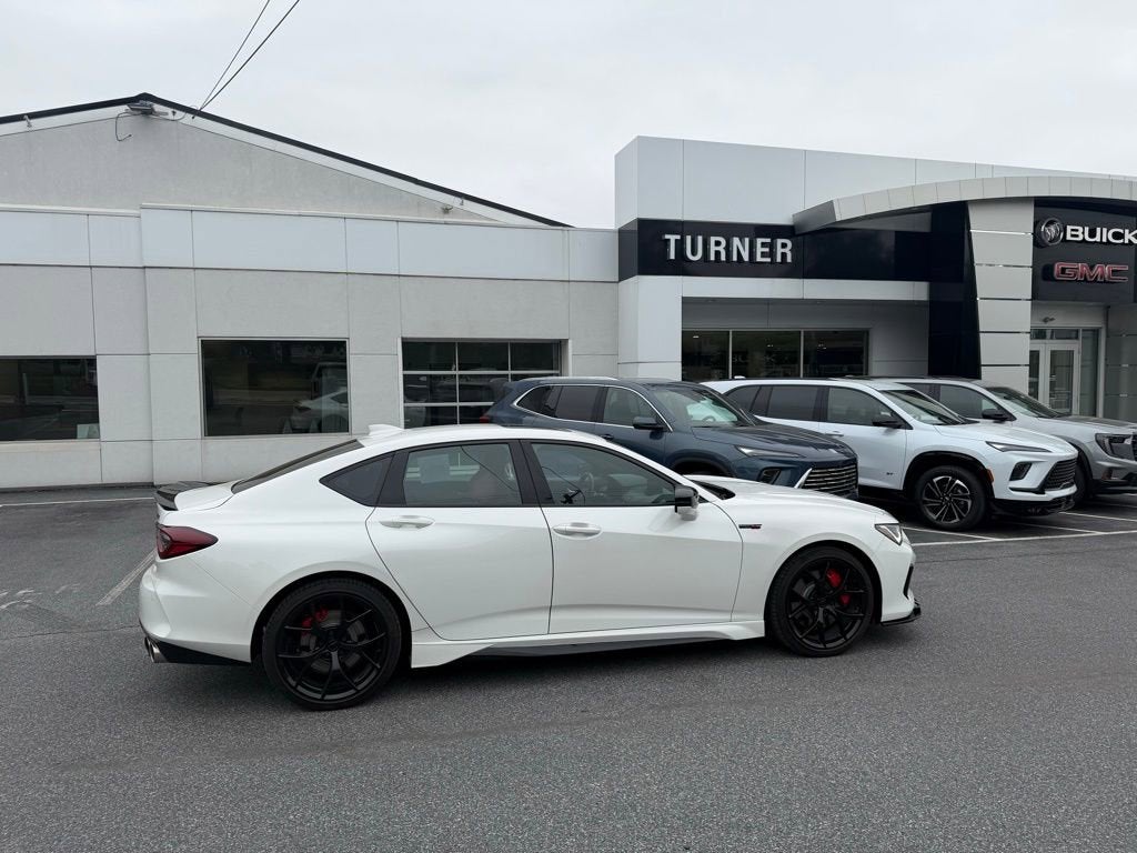 2022 Acura TLX Type S w/Performance Tire
