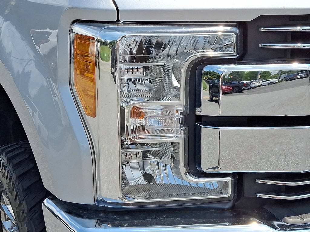 2017 Ford Super Duty F-350 SRW Platinum