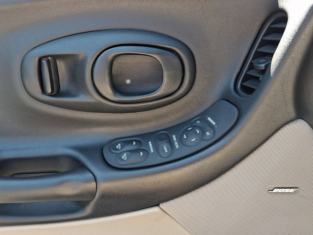 2000 Chevrolet Corvette Base