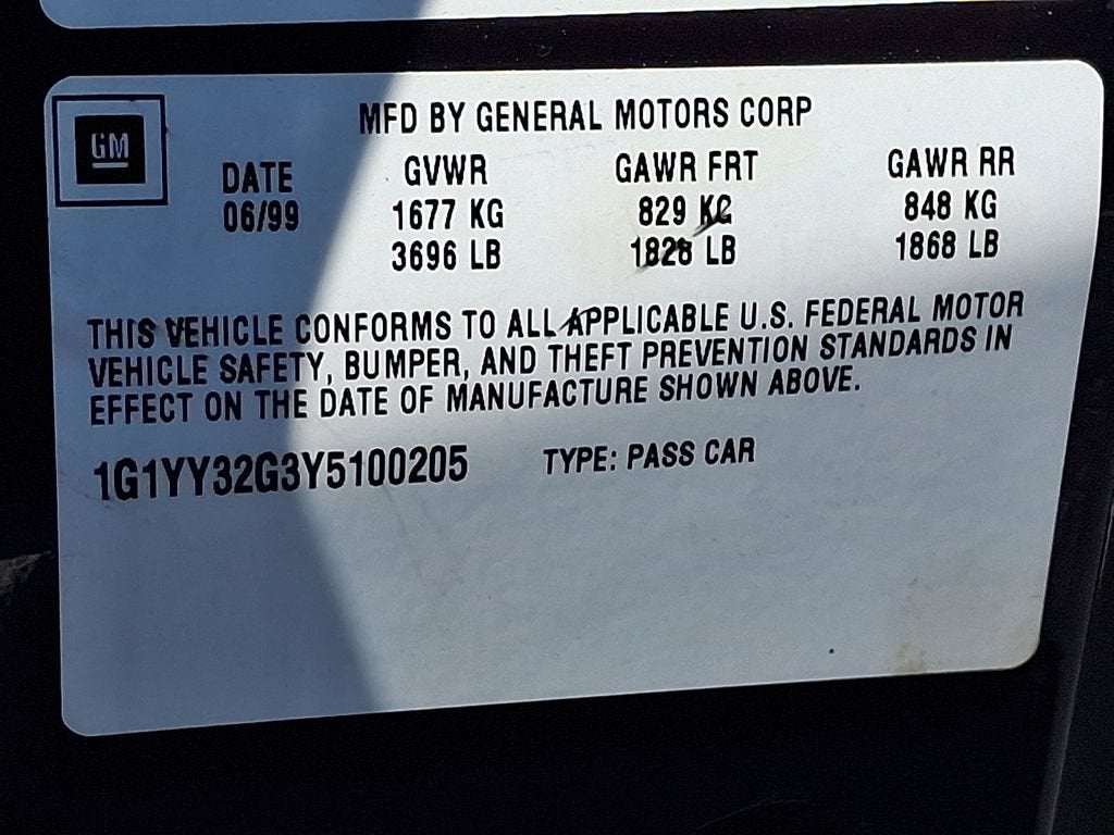 2000 Chevrolet Corvette Base