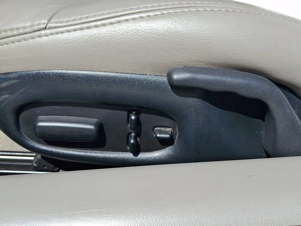 2000 Chevrolet Corvette Base