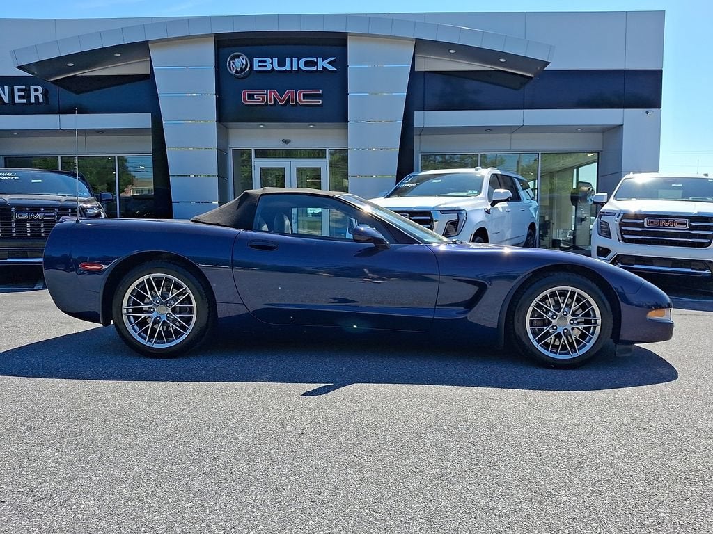 2000 Chevrolet Corvette Base