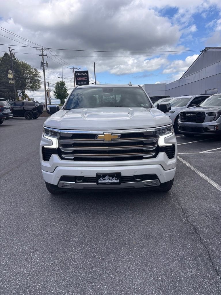 2022 Chevrolet Silverado 1500 High Country