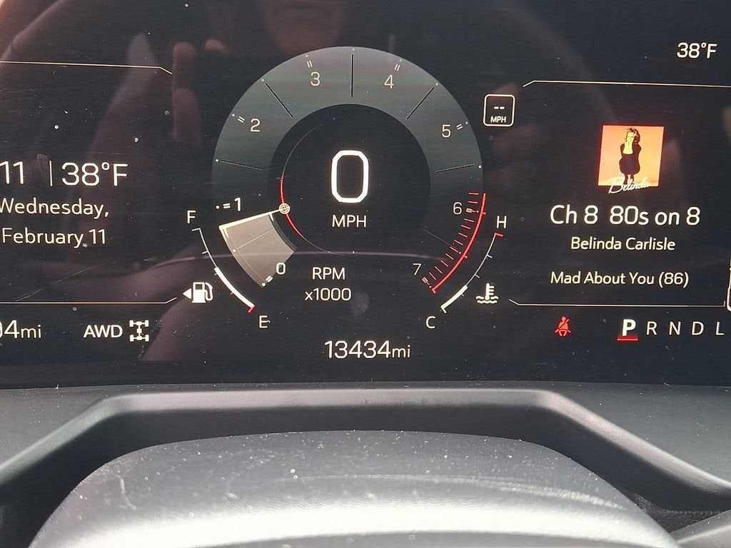 2025 GMC Acadia Elevation