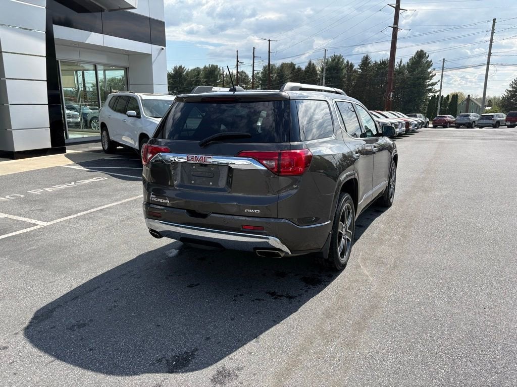2019 GMC Acadia Denali