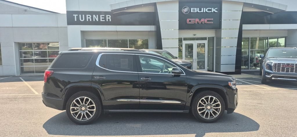 2023 GMC Acadia Denali