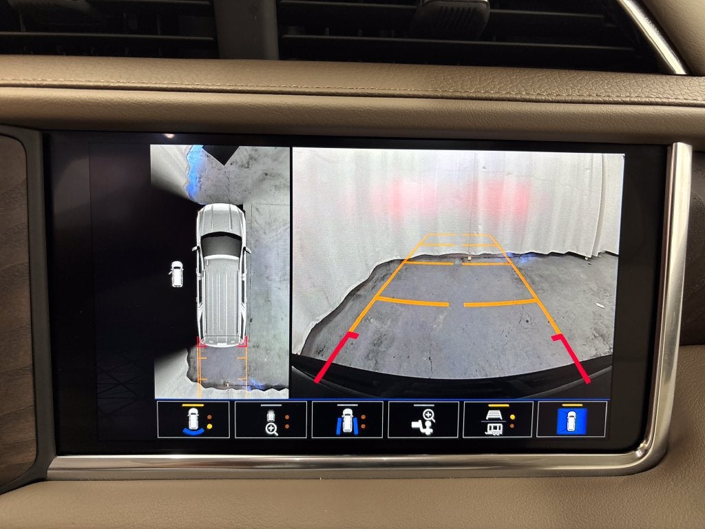2024 GMC Yukon XL Denali