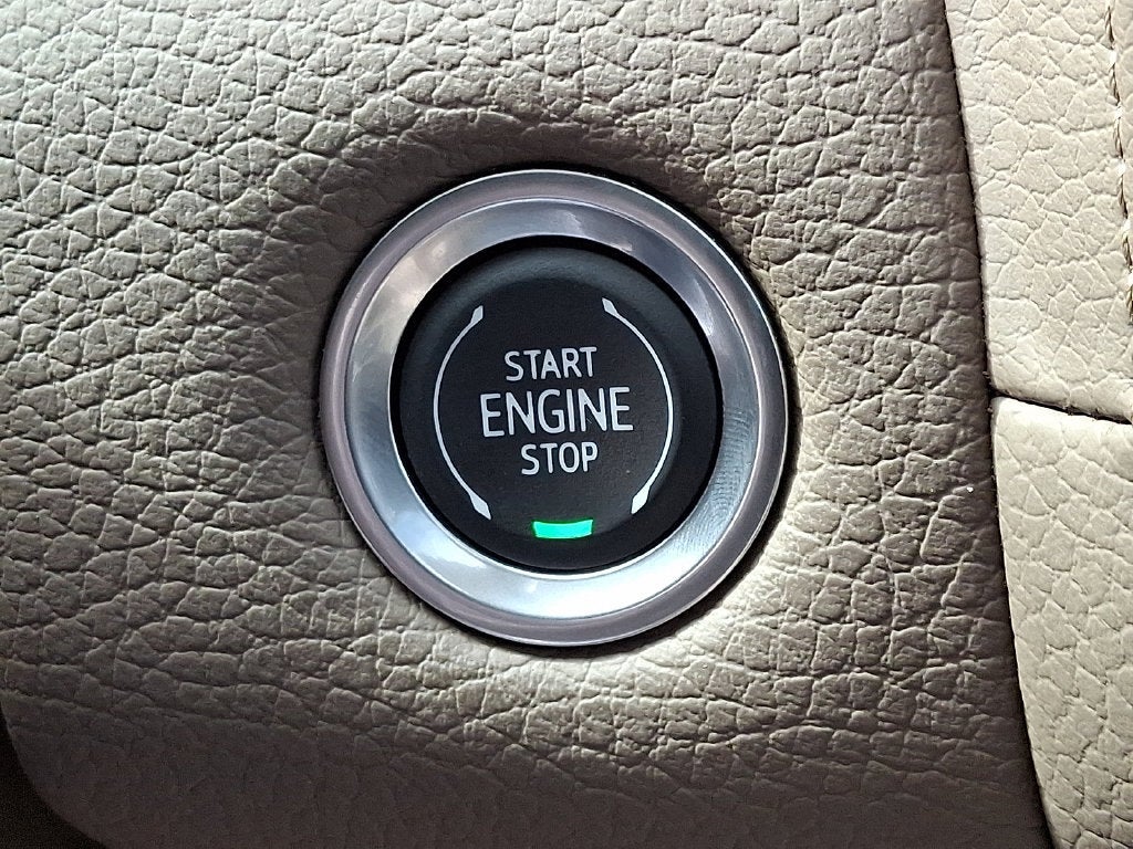 2024 GMC Yukon XL Denali - Photo 31