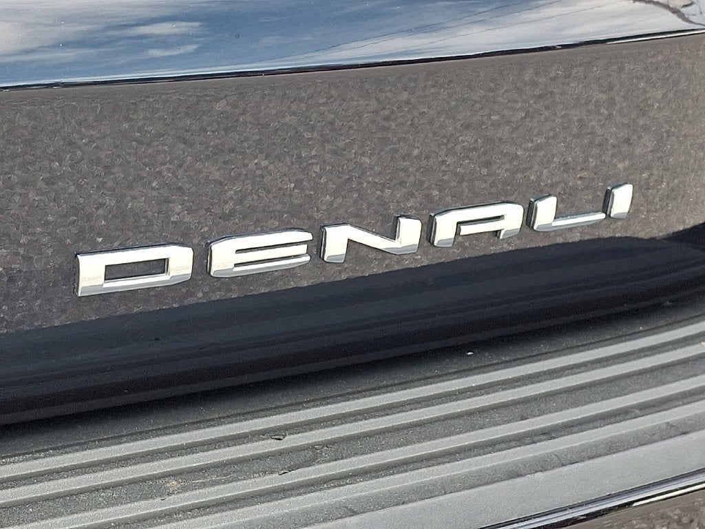 2024 GMC Yukon XL Denali - Photo 38