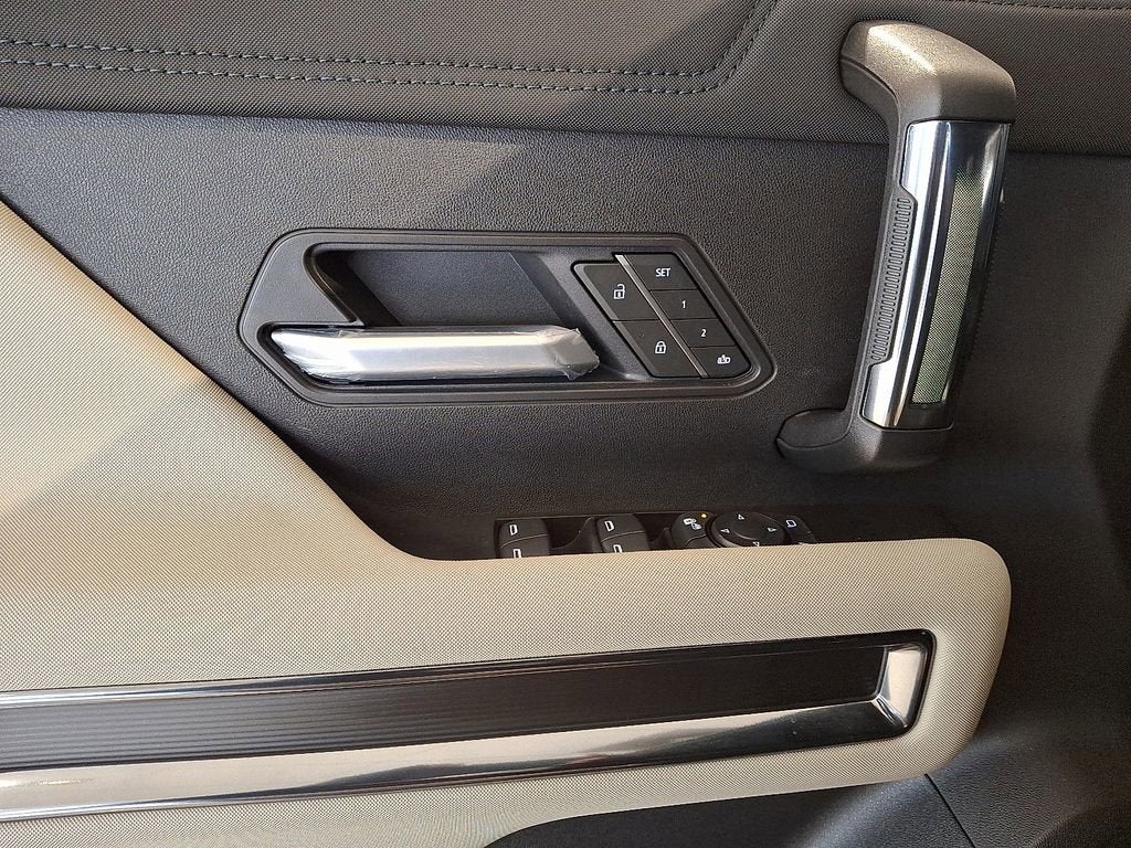 2026 GMC HUMMER EV SUV 2X