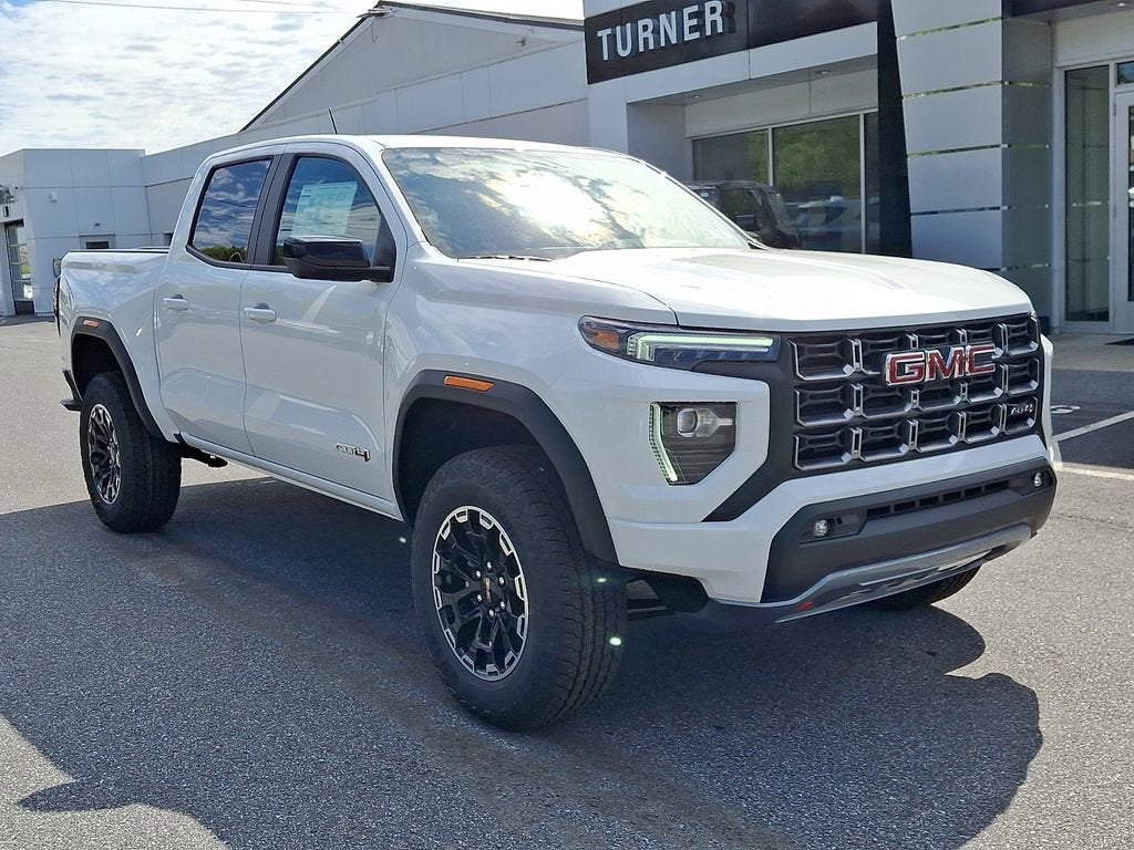2026 GMC Canyon 4WD AT4 Crew Cab Short Box's photo
