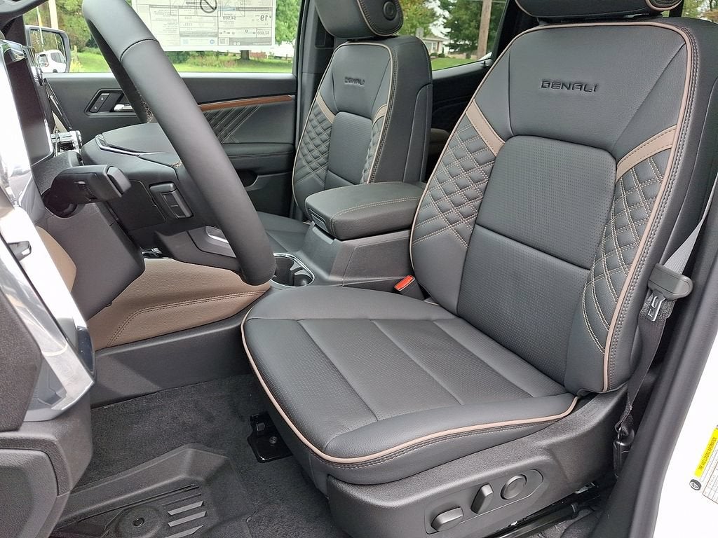 2026 GMC Canyon Denali - Photo 9