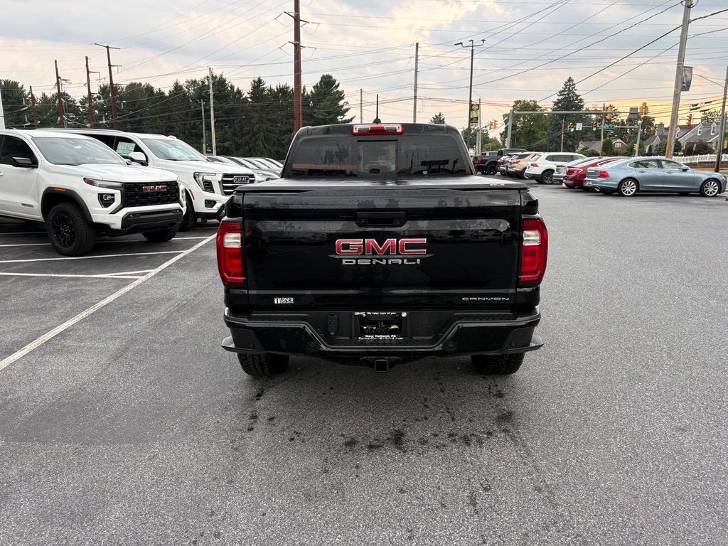 2023 GMC Canyon 4WD Denali