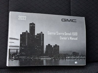 2022 GMC Sierra 1500 Elevation