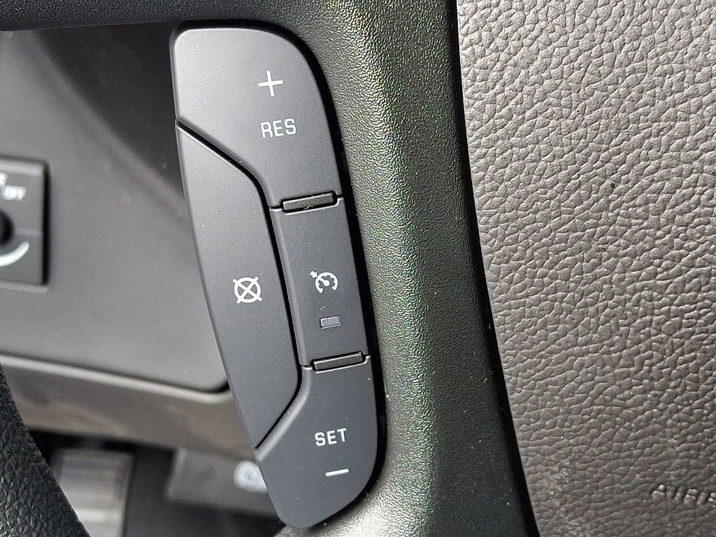 2025 GMC Savana Cargo Work Van