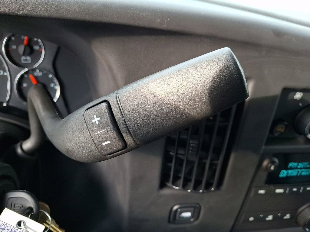 2025 GMC Savana Cargo Work Van