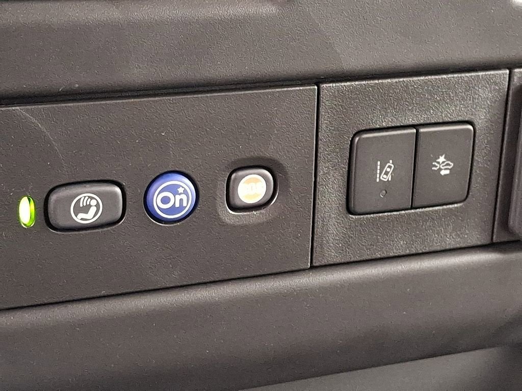 2025 GMC Savana Cargo Work Van