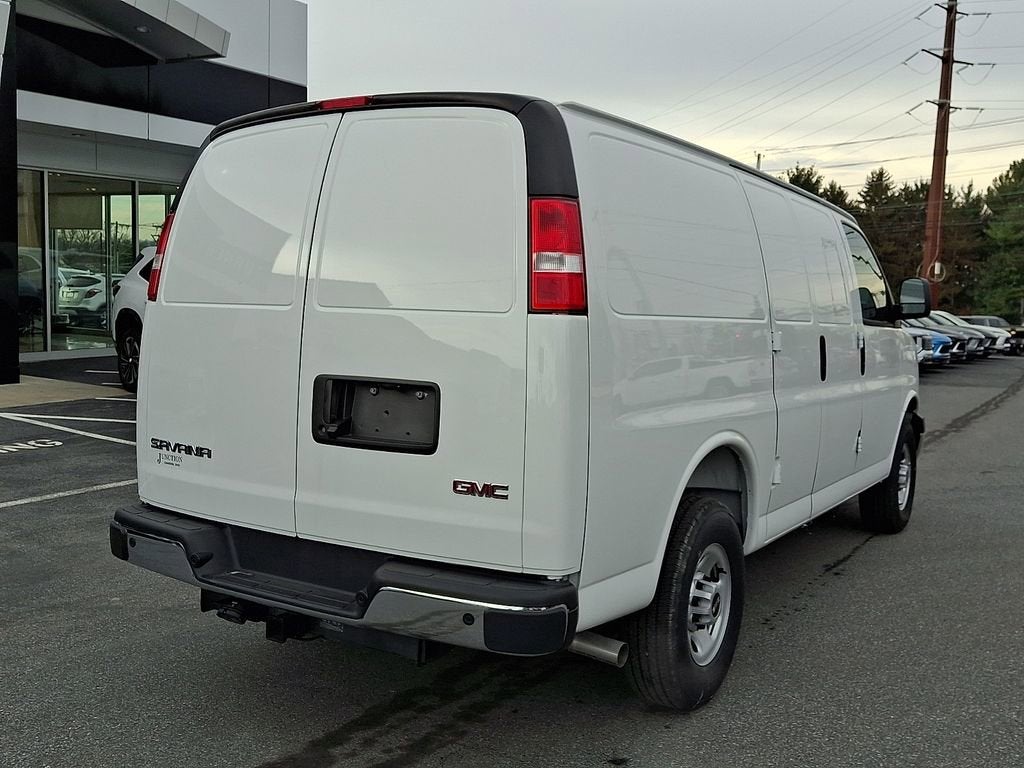 2025 GMC Savana Cargo Work Van