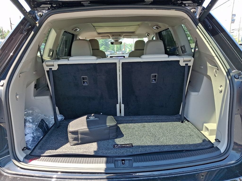 2024 Volkswagen Atlas 2.0T SEL Premium R-Line