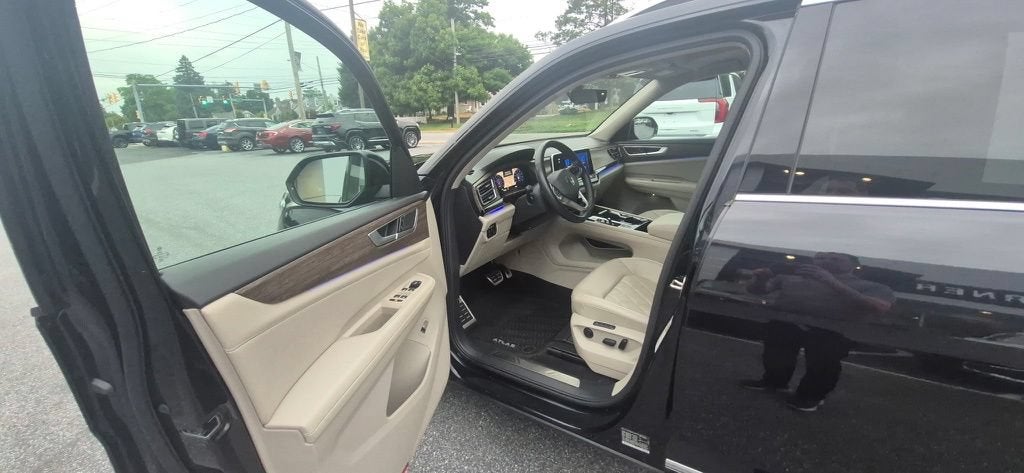 2024 Volkswagen Atlas 2.0T SEL Premium R-Line
