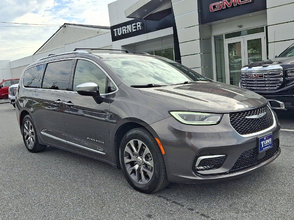 2023 Chrysler Pacifica Hybrid Pinnacle