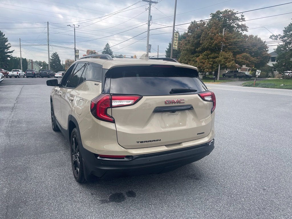2023 GMC Terrain SLT