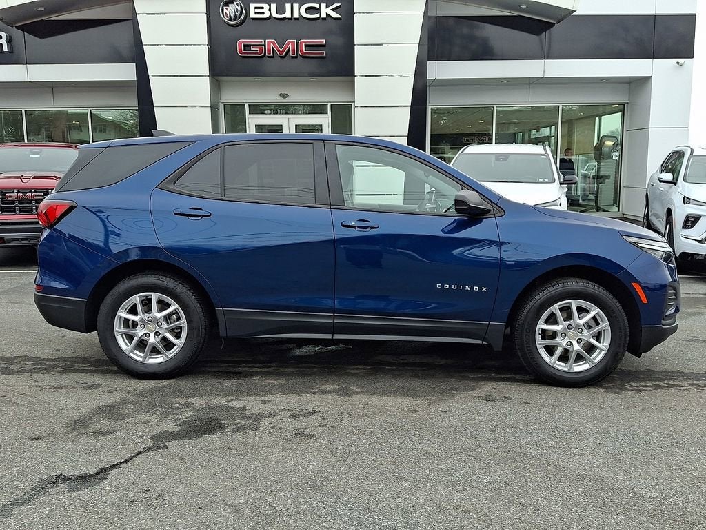 2022 Chevrolet Equinox LS