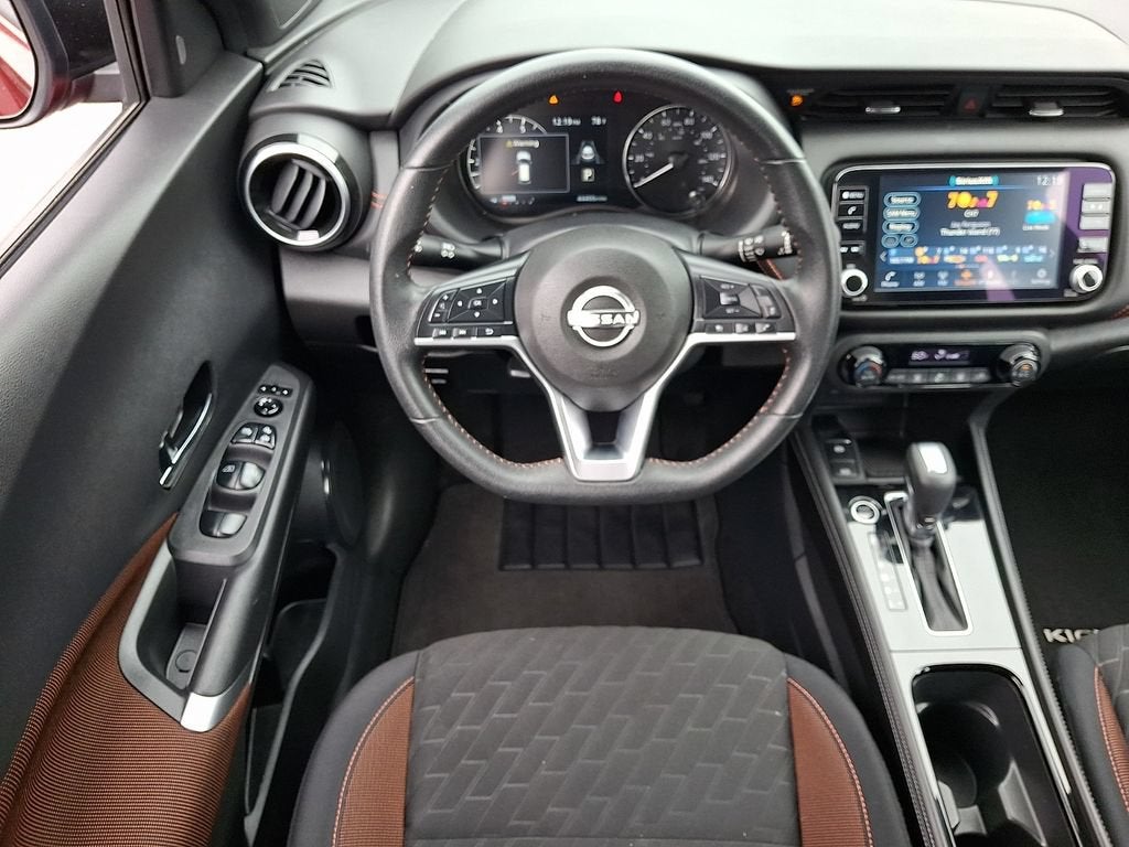 2023 Nissan Kicks SR