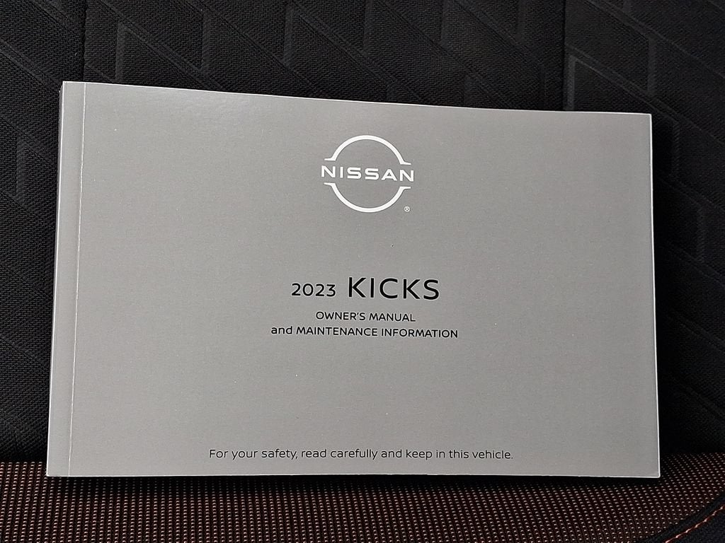 2023 Nissan Kicks SR