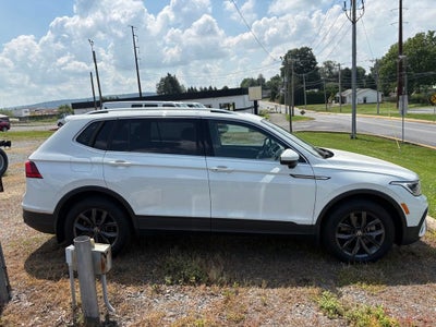 2022 Volkswagen Tiguan SE