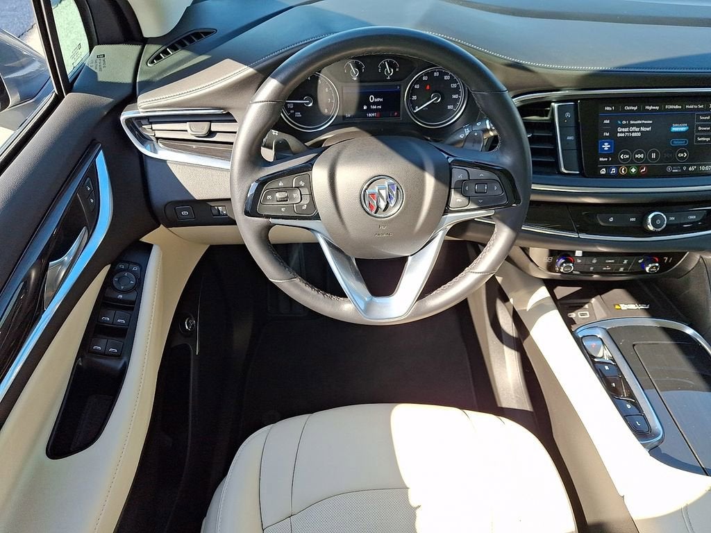 2023 Buick Enclave Essence