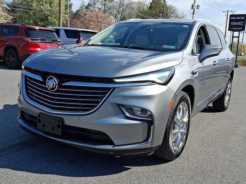 2023 Buick Enclave Essence