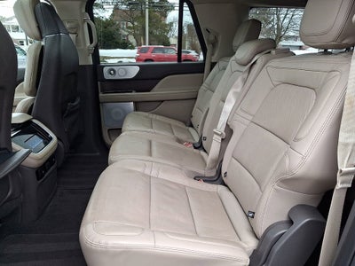2022 Lincoln Navigator L Reserve