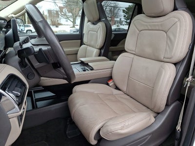 2022 Lincoln Navigator L Reserve