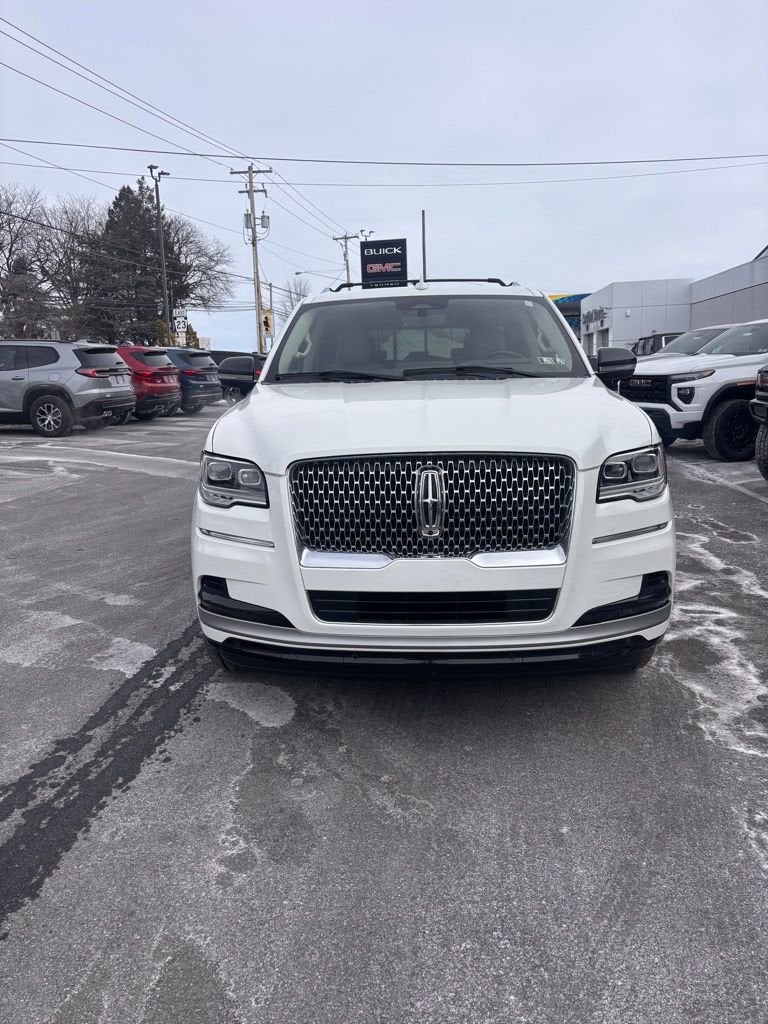2022 Lincoln Navigator L Reserve