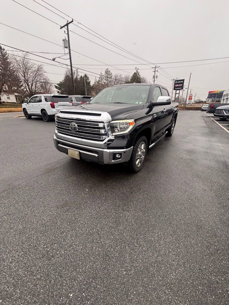 2018 Toyota Tundra 4WD SR5