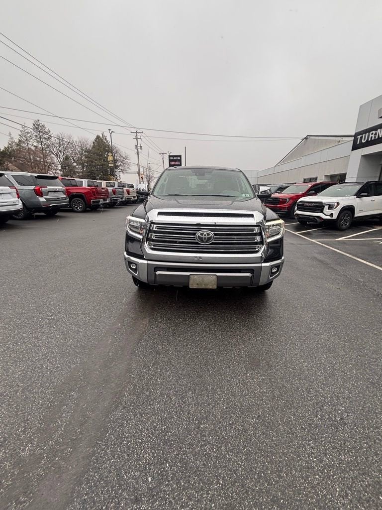 2018 Toyota Tundra 4WD SR5