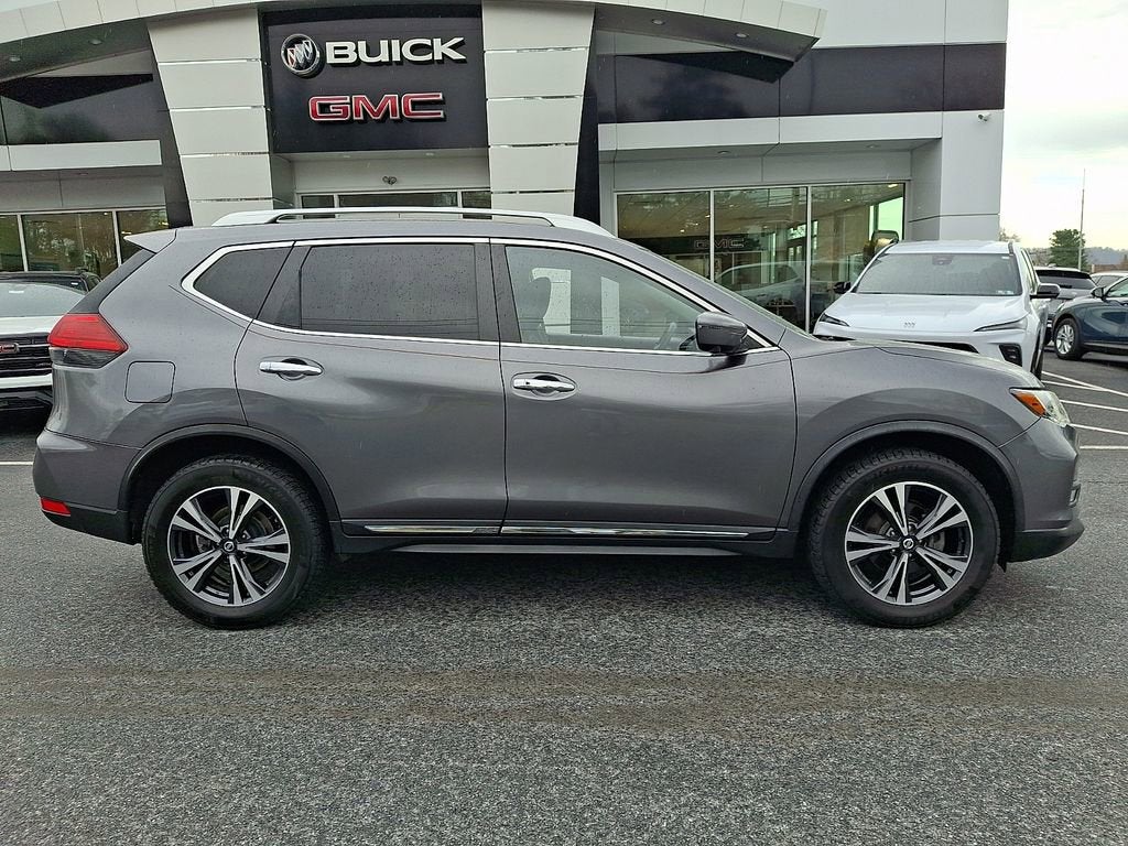 2017 Nissan Rogue SL