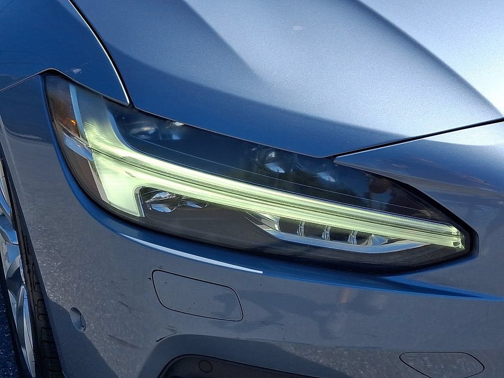 2017 Volvo S90 Momentum