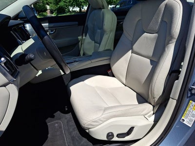 2017 Volvo S90 Momentum