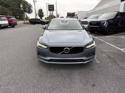 2017 Volvo S90 Momentum