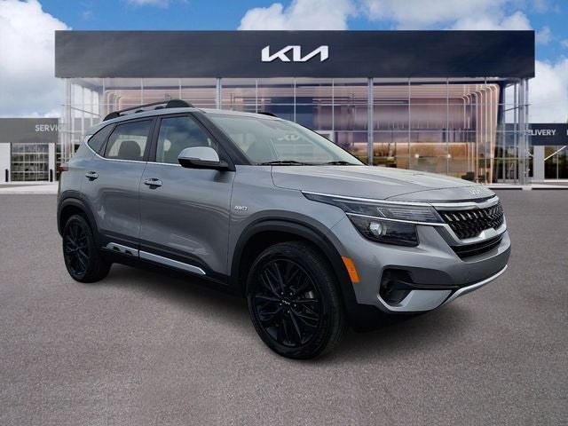 2022 Kia Seltos Nightfall