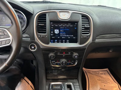 2021 Chrysler 300 Touring