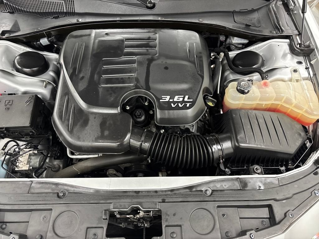 2021 Chrysler 300 Touring