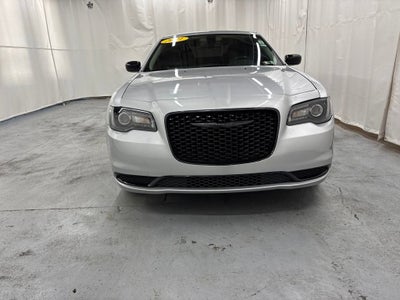 2021 Chrysler 300 Touring