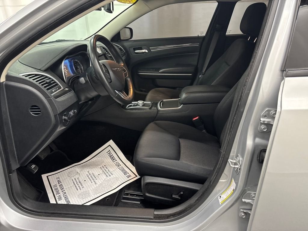 2021 Chrysler 300 Touring