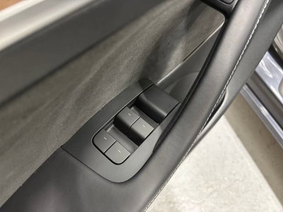 2023 Tesla Model 3 RWD