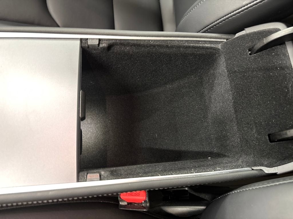 2023 Tesla Model 3 RWD