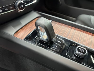 2025 Volvo V60 Cross Country Plus